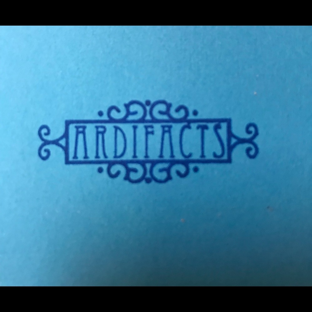 Meet your Posher, Ardis - Picture 3 of 3